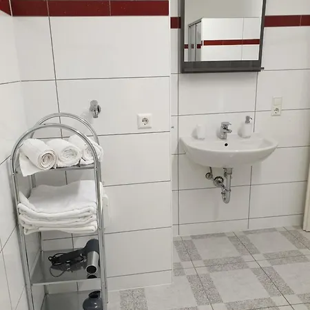 Km Apartment *