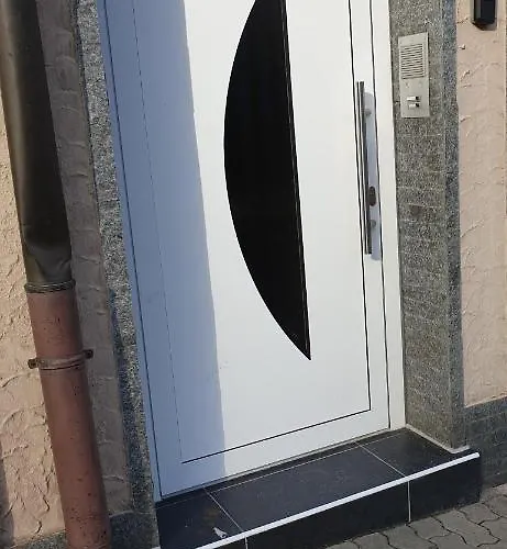 アパート Km トリベルク