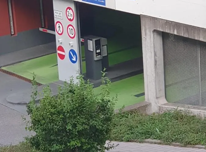 アパート Km トリベルク